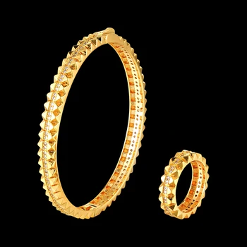 Lanruisha Egyszerű cirkon mikro-berakásos Karperec gyűrűt, női ékszer szett egy sor zircons közepén a tér piramis
