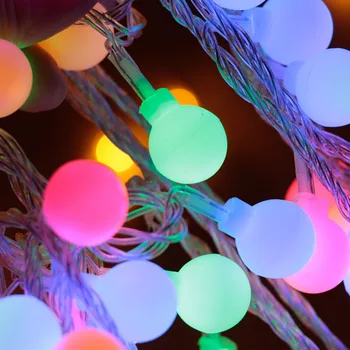 10M 100 Led-ek Tündér Garland LED Labdát String Fények Vízálló a karácsonyfa Esküvői Otthon Beltéri Dekorációs elemmel működik